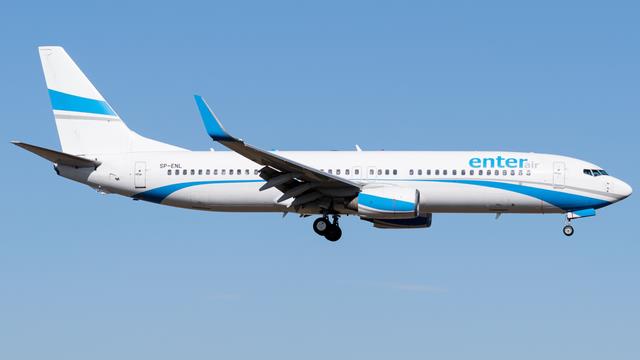 SP-ENL:Boeing 737-800: